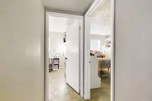 803 W 28th St, Austin, TX 78705 - Photo 10