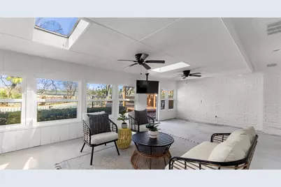 1704 Shelbourne Drive, Austin, TX 78752 - Photo 22