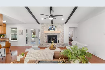 1704 Shelbourne Drive, Austin, TX 78752 - Photo 4