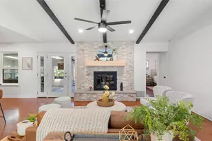 1704 Shelbourne Dr, Austin, TX 78752 - Photo 4