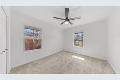 1704 Shelbourne Drive, Austin, TX 78752 - Photo 30