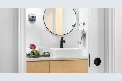 1704 Shelbourne Drive, Austin, TX 78752 - Photo 26