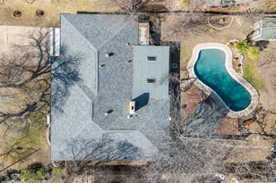 1704 Shelbourne Dr, Austin, TX 78752 - Photo 38