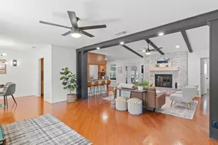 1704 Shelbourne Dr, Austin, TX 78752 - Photo 14