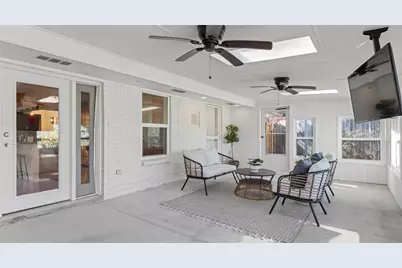 1704 Shelbourne Drive, Austin, TX 78752 - Photo 34