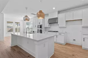 7909 Edmondson Bnd, Austin, TX 78744 - Photo 12