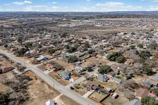 130 Cora St, New Braunfels, TX 78130 - Photo 18