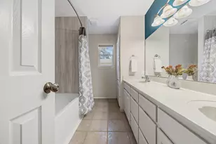 130 Cora St, New Braunfels, TX 78130 - Photo 12