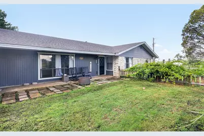 1015 Fm 112 Road, Lexington, TX 78947 - Photo 8