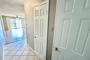 601 W 11th St, Austin, TX 78701 - Photo 2