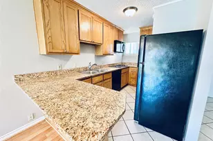 601 W 11th St, Austin, TX 78701 - Photo 1