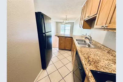 601 W 11th Street #114, Austin, TX 78701 - Photo 12