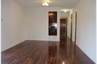 4708 York Hill Drive, Austin, TX 78723 - Photo 4