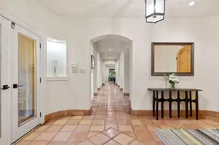 300 Bent Tree Ct, West Lake Hills, TX 78746 - Photo 4