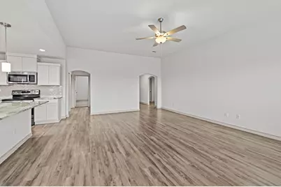 108 W Eli Chandler Street, Blanco, TX 78606 - Photo 10