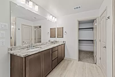 108 W Eli Chandler Street, Blanco, TX 78606 - Photo 20