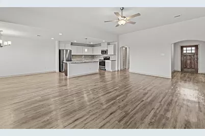108 W Eli Chandler Street, Blanco, TX 78606 - Photo 8