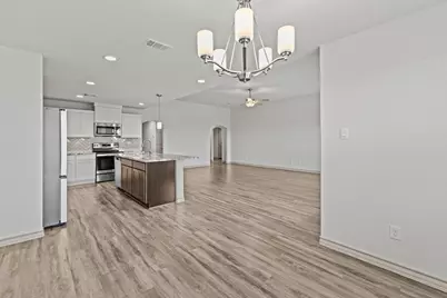 108 W Eli Chandler Street, Blanco, TX 78606 - Photo 14
