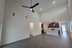 224 Langhorne Bnd, Liberty Hill, TX 78642 - Photo 2