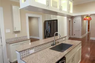 1301 S 6th St, Austin, TX 78704 - Photo 10