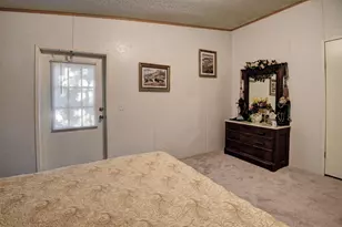 181 Lockwood Rd, Red Rock, TX 78662 - Photo 22