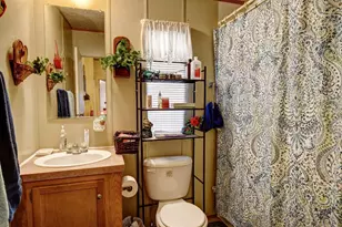 181 Lockwood Rd, Red Rock, TX 78662 - Photo 24