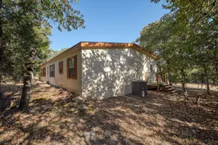 181 Lockwood Rd, Red Rock, TX 78662 - Photo 6