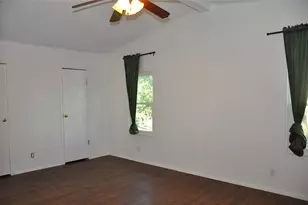 367 Mesquite St, Bertram, TX 78605 - Photo 12