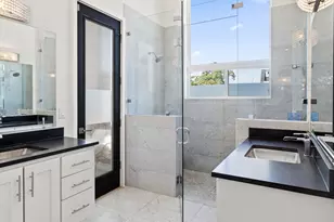 2806 W 44th St, Austin, TX 78731 - Photo 16