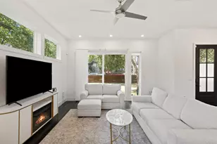 2806 W 44th St, Austin, TX 78731 - Photo 6