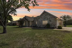 100 Grove Ln, Buda, TX 78610 - Photo 1