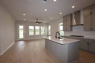 421 Leaning Rock Rd, Georgetown, TX 78628 - Photo 2