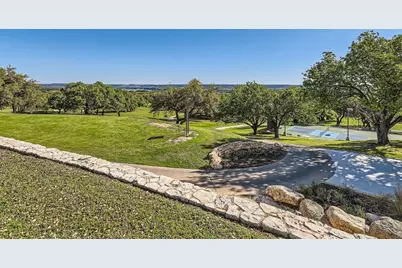 27209 Waterfall Hill Parkway, Spicewood, TX 78669 - Photo 16
