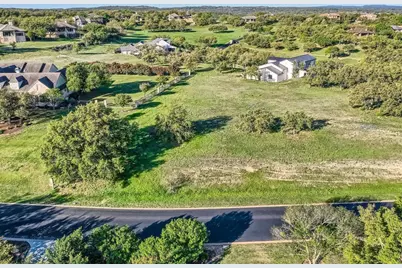27209 Waterfall Hill Parkway, Spicewood, TX 78669 - Photo 4