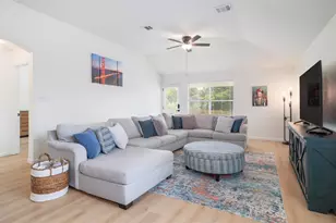 1819 Melissa Oaks Ln, Austin, TX 78744 - Photo 12