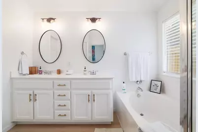 1819 Melissa Oaks Lane, Austin, TX 78744 - Photo 16