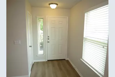 375 Musgrav, Kyle, TX 78640 - Photo 2