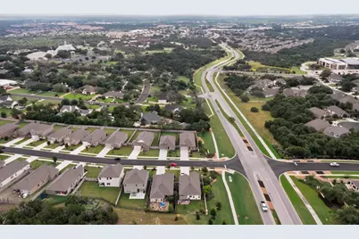 941 Legends Lane, Georgetown, TX 78628 - Photo 32