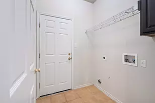 105 Almquist St, Hutto, TX 78634 - Photo 12