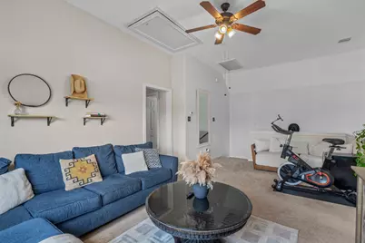 11513 Shadow Creek Drive, Manor, TX 78653 - Photo 18