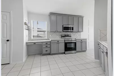 905 Lee Drive, Leander, TX 78641 - Photo 10