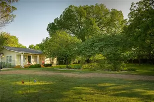 4902 Pecan Springs Rd, Austin, TX 78723 - Photo 6