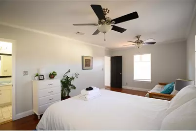 4902 Pecan Springs Road, Austin, TX 78723 - Photo 36