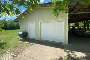 4902 Pecan Springs Rd, Austin, TX 78723 - Photo 12