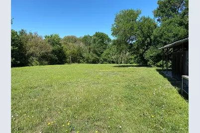 4902 Pecan Springs Road, Austin, TX 78723 - Photo 16