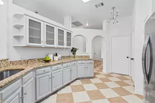 2005 E 19th St, Georgetown, TX 78626 - Photo 4