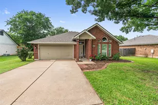 2005 E 19th St, Georgetown, TX 78626 - Photo 8