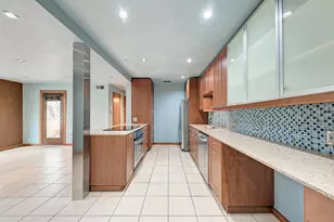 8210 Bent Tree Rd, Austin, TX 78759 - Photo 14