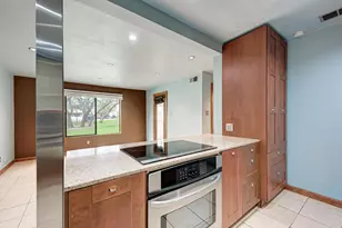 8210 Bent Tree Rd, Austin, TX 78759 - Photo 4
