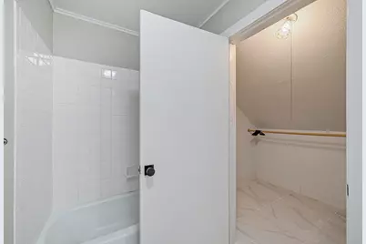 6004 Shadow Valley Cove #B, Austin, TX 78731 - Photo 16